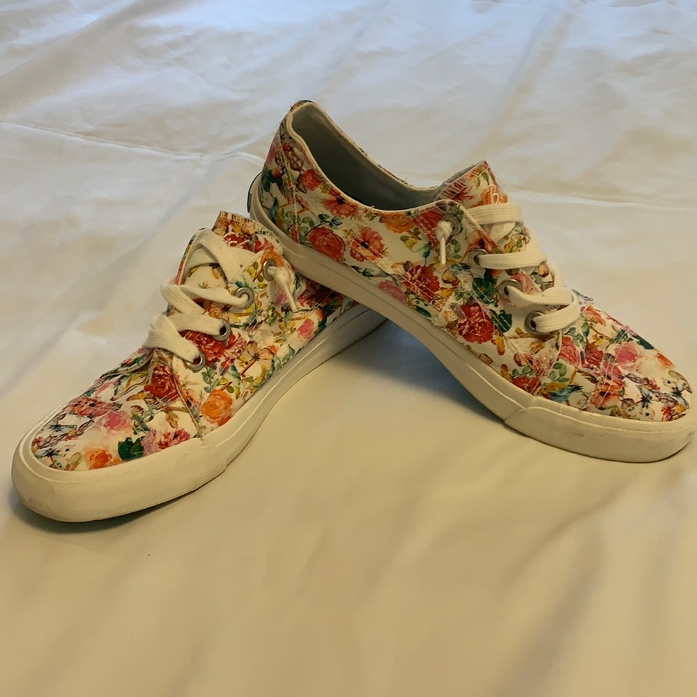 Blowfish Malibu Canvas Sneakers - Size 10